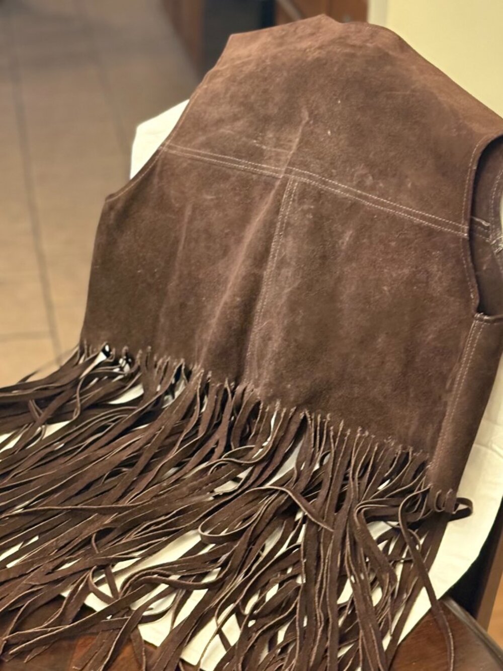 VINTAGE TEPEE TOWN NY FRINGE VEST - Picture 9 of 10